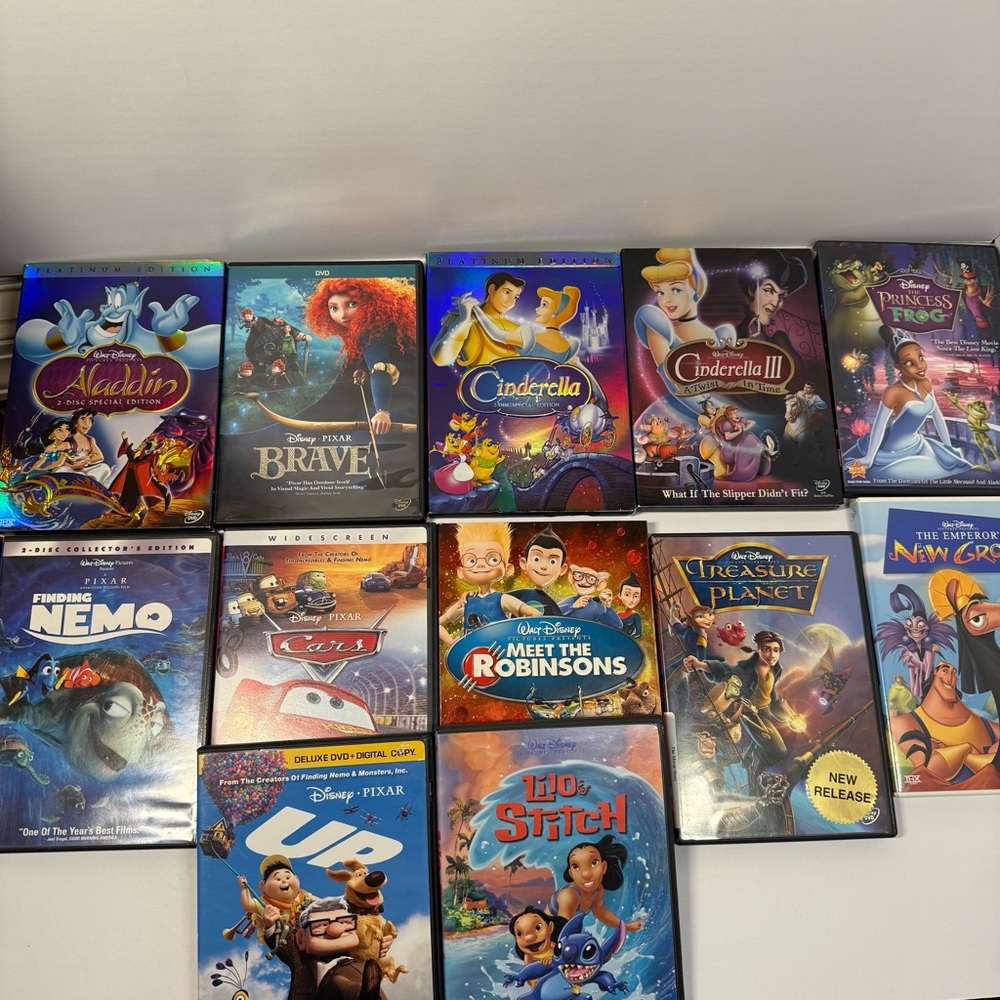 Lot 12 Disney animated Princess Nemo Lilo Cars Treasure planet Groove UP Brave
